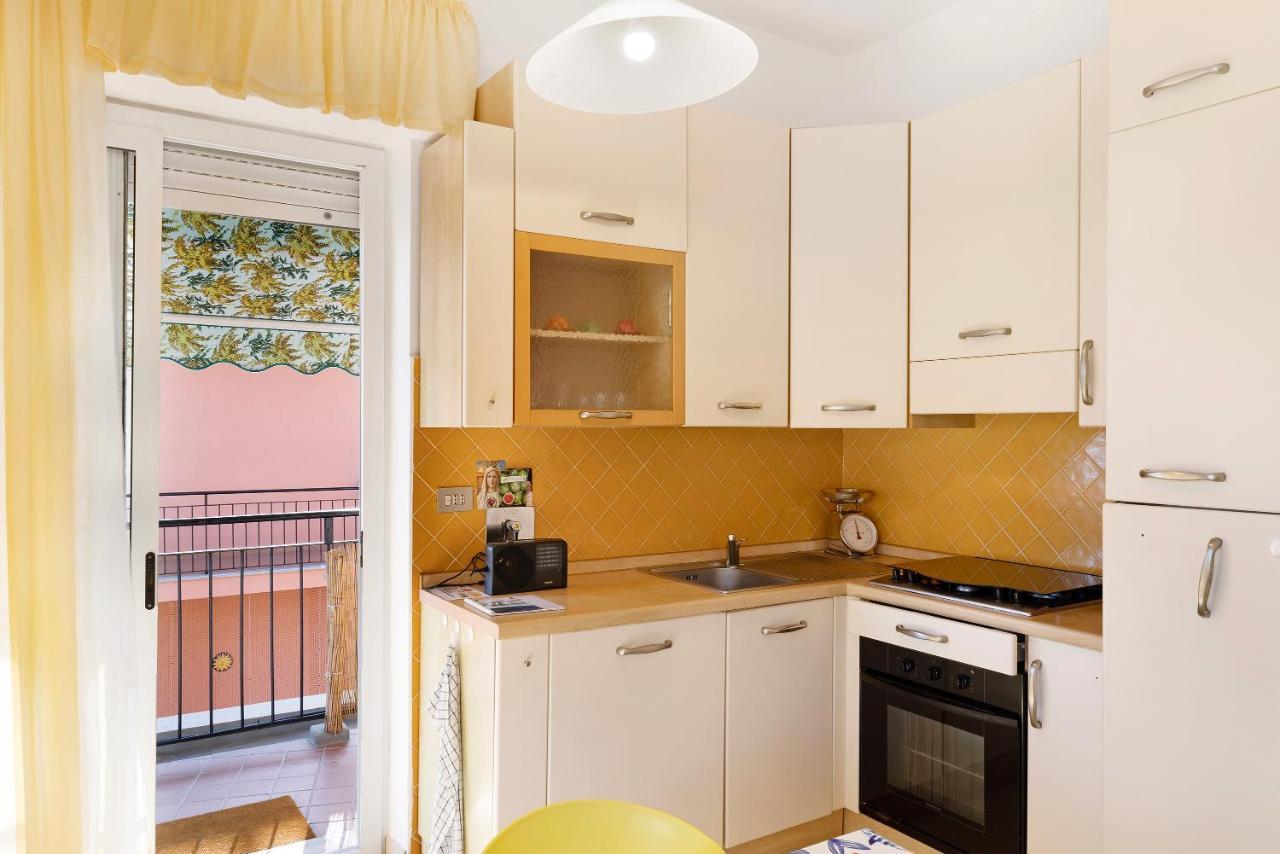 Attico Cielo E Mare Apartment Spotorno Exterior photo